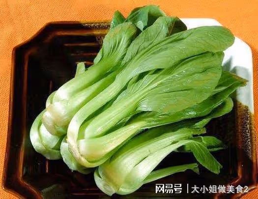 這三種綠色蔬菜膳食纖維含量高，做法簡單，想減肥的不妨多吃