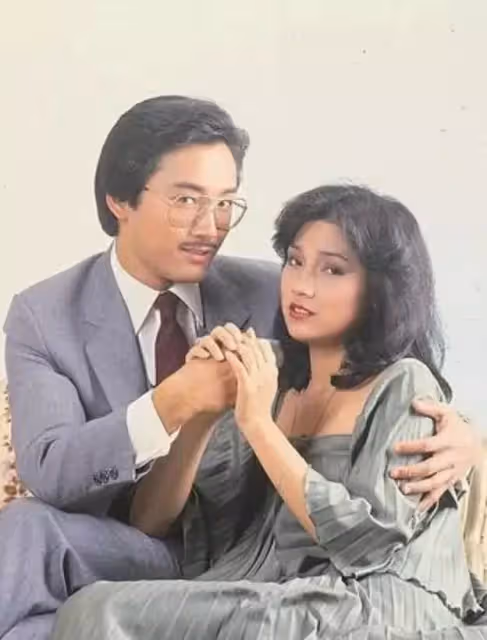 戚美珍如今60歲，曾經和苗僑偉因戲生情，結婚32歲零緋聞，讓人羨慕