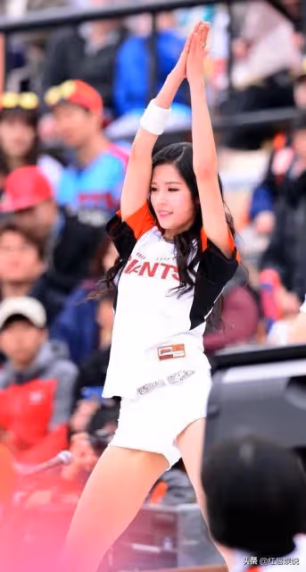 韓版劉亦菲,棒球寶貝!朴姬蘭的熱辣身材和勁爆熱舞,美得犯規