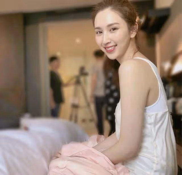 突發!香港知名女星自曝確診,康復後有腦霧以及血壓低等後遺症
