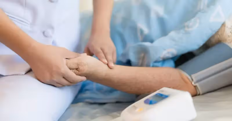 「你爸媽生病憑什麼我伺候？誰爸媽誰管」丈夫：那就滾回你娘家去