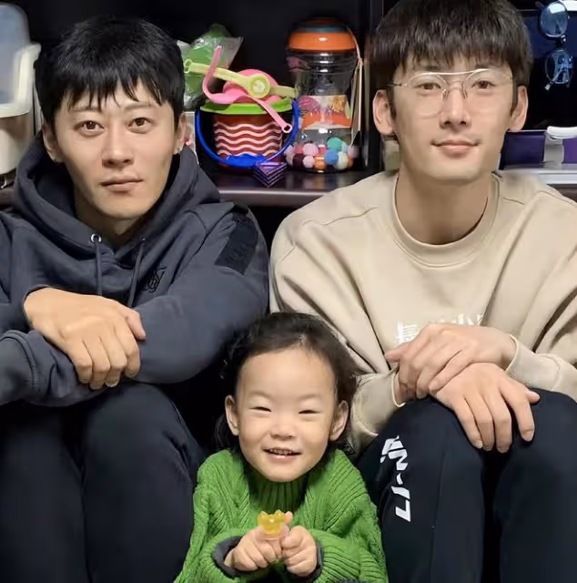 37歲男星突然去世!死因不明引猜測,最後一次露面雙眼浮腫似預兆