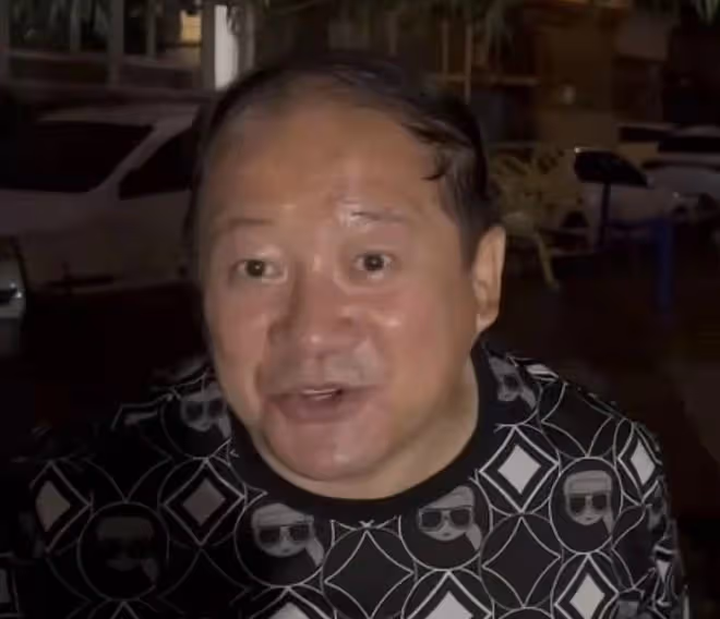 趙本山弟子又翻車!聚會與年輕女性十指緊扣,前妻控訴其婚內出軌