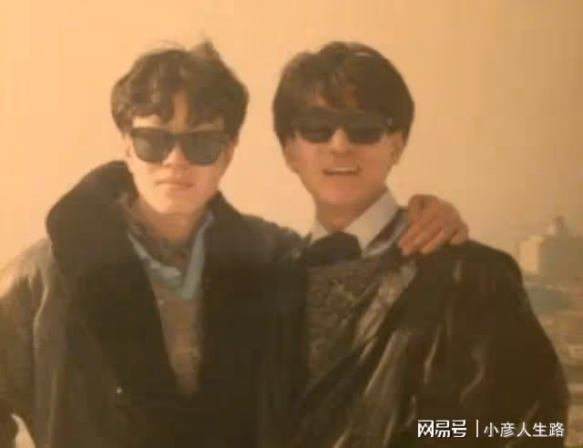 與陸毅是同學,出道20多年買不起房,娶了小18歲的白富美