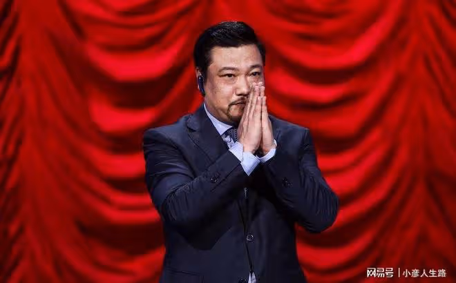 強行煽情、爛片不斷,郭德綱徐崢力捧的「喜劇大師」,就這水平?