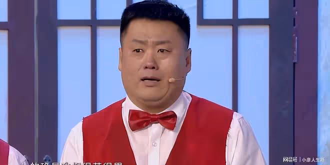 強行煽情、爛片不斷,郭德綱徐崢力捧的「喜劇大師」,就這水平?