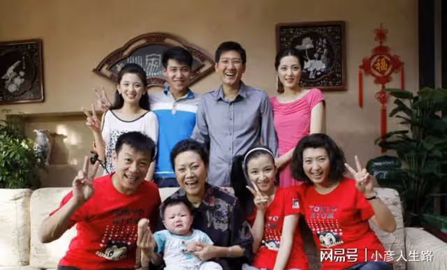 51歲演員李崇霄突然離世,去世前還在拍戲,最後露面精神奕奕
