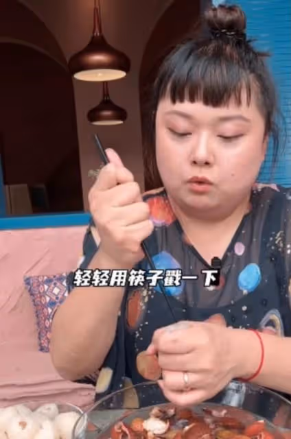 體重超標！TVB搞笑女星轉投內地當美食主播，體重暴漲引網友擔心