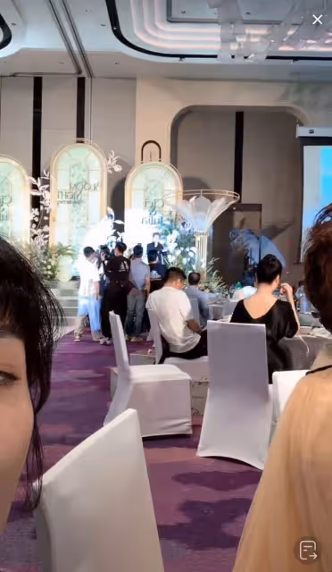 千萬網紅闊太Cici豪慶生!邀TVB戲骨主持晚宴,與孫耀威貼臉合影