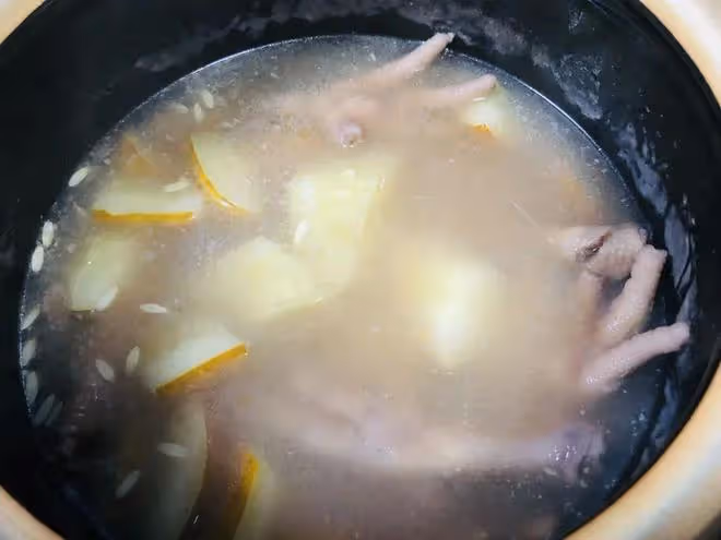 夏天濕氣重，這道湯我家一周喝兩次，甘甜回味，夏天過得更舒爽