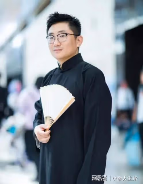 陳霄華犯事與老郭沒關係？連發布3個聲明，郭德綱心裡苦說不出！