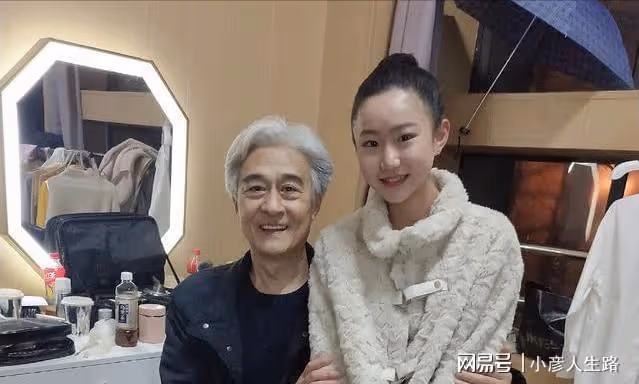 童星邵一卜:不堪忍受校園暴力選擇跳樓,班主任不作為原因疑被扒