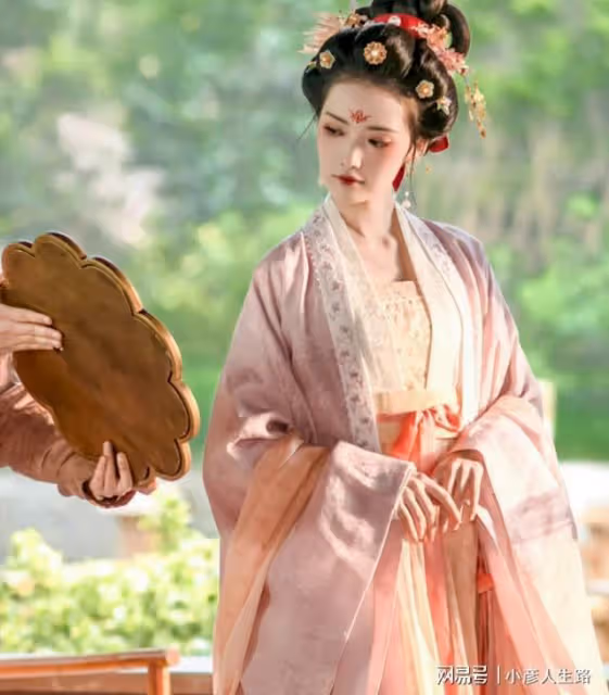 《夢華錄》張好好原型:甘當小妾後,被賣入青樓,晚年靠賣酒為生