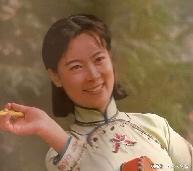 「容嬤嬤」方青卓:二婚嫁給「救命恩人」,晚年生活如何?