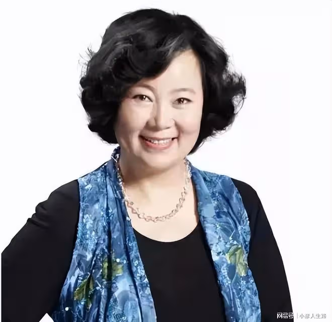 「容嬤嬤」方青卓:二婚嫁給「救命恩人」,晚年生活如何?