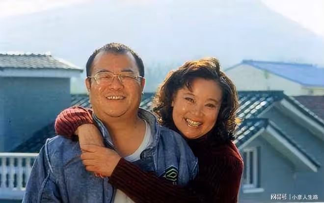 「容嬤嬤」方青卓:二婚嫁給「救命恩人」,晚年生活如何?