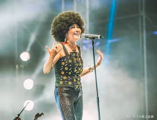 35年後再看「迪斯科女王」張薔,才知道什麼叫趕超時代的潮流女王