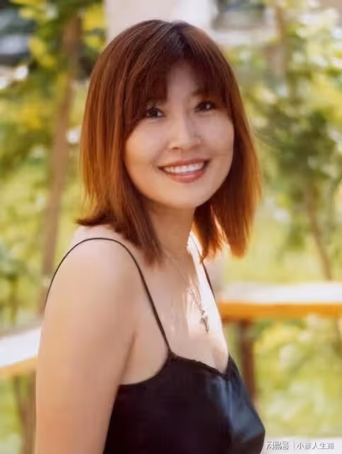 35年後再看「迪斯科女王」張薔,才知道什麼叫趕超時代的潮流女王