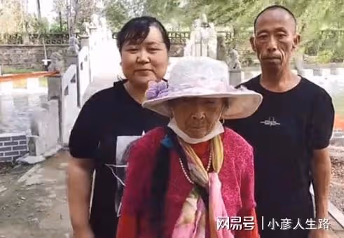 曝馬玉琴沒留給丈夫一分錢,李玉成心情很憂傷,網友:醜人多作怪