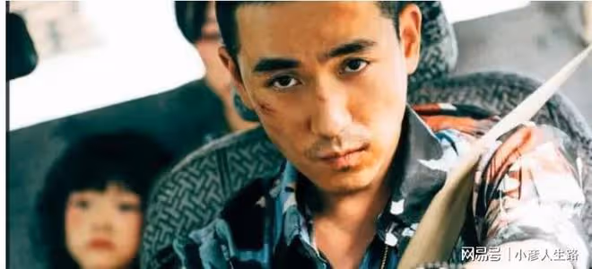 朱一龍的《人生大事》,票房逆跌,小文母親就是一大敗筆