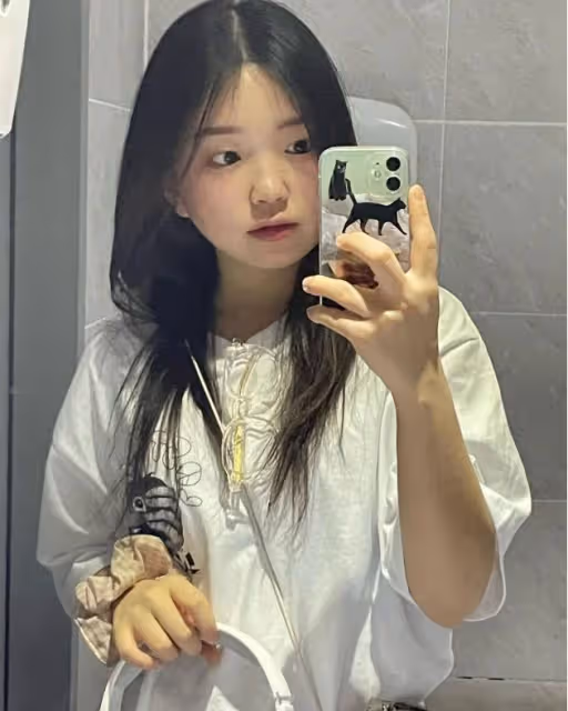 21歲的演員飾演小學生？她的童顏讓網友驚嘆