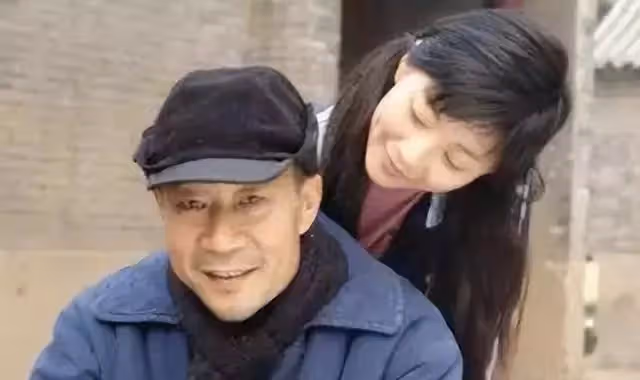 35年前女嬰被棄養醫院外,成博士後生母砸50萬認親,她如何選擇?