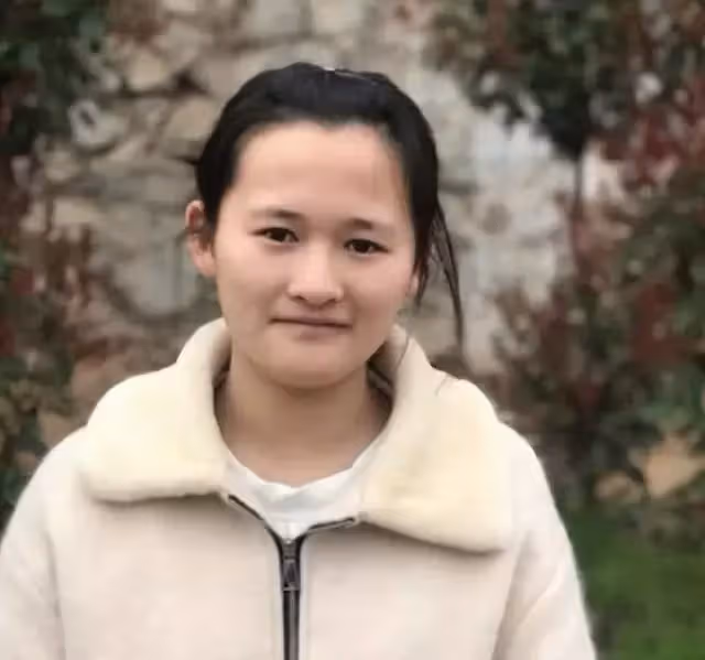 35年前女嬰被棄養醫院外,成博士後生母砸50萬認親,她如何選擇?
