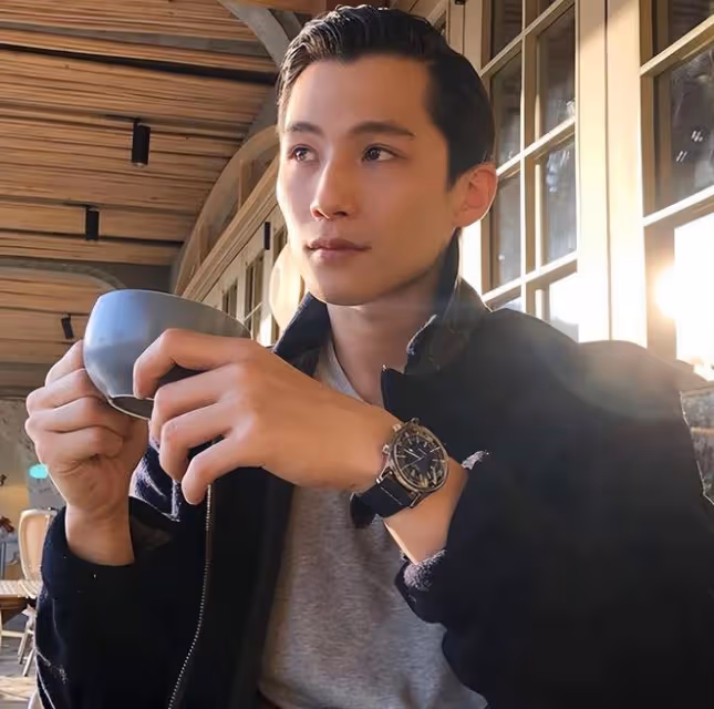 湯鎮業雙胞胎兒子近況!一個學功夫想當打星,一個愛做生意開肉鋪