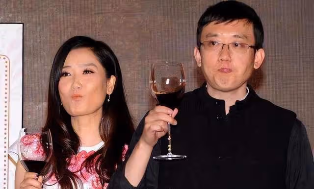 鳳凰傳奇玲花家底曝光,被曾毅爆料坐擁兩萬畝草原,養幾百隻羊