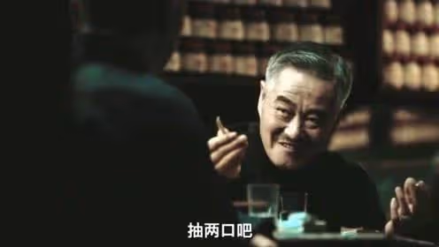 記住!不是時代拋棄了張小斐,而是她真的讀懂了「清醒」二字