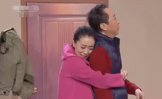 記住!不是時代拋棄了張小斐,而是她真的讀懂了「清醒」二字