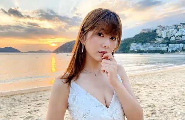 恭喜!新一代女神正式簽約TVB成「親生女」,長相甜美演技不尷尬