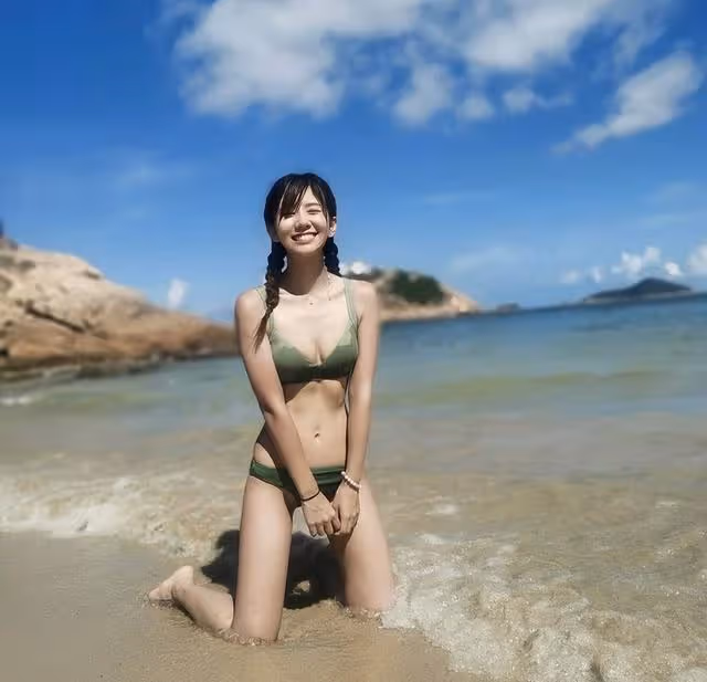 恭喜!新一代女神正式簽約TVB成「親生女」,長相甜美演技不尷尬