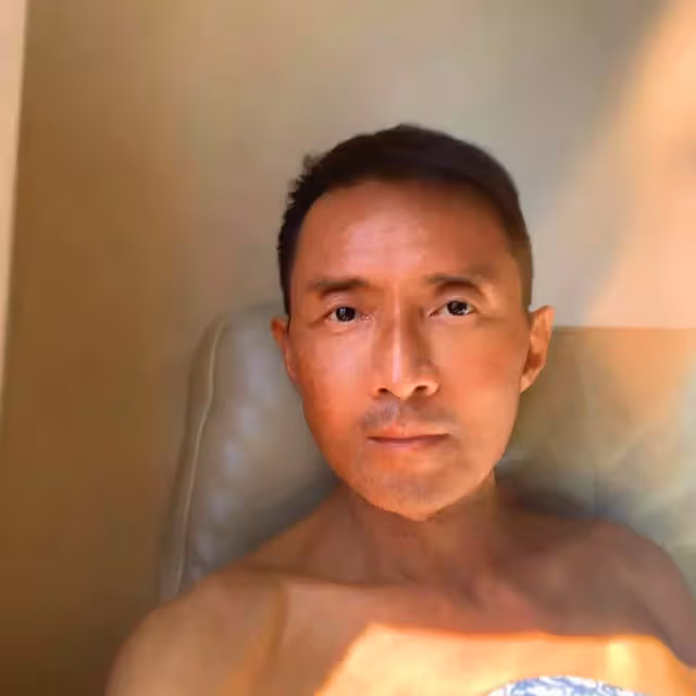 婚姻危機,小虎隊成員遭妻怒控騙吃騙住沒婚禮大吵討鑽戒,他無奈認已經沒有愛了:還被岳母砍傷