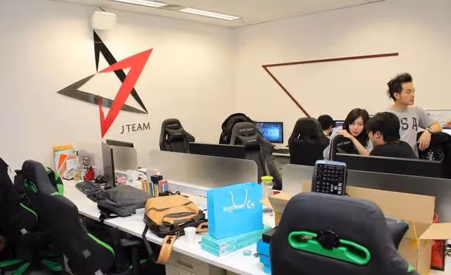 周杰倫新專輯預告讓歌迷心涼半截，發售成謎？網友求jTeam加把火