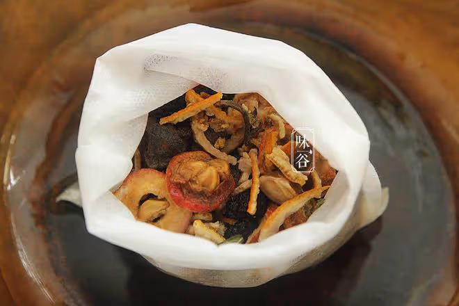 三伏天將至，喝奶茶冷飲，不如喝這5道湯羹，清甜甘潤又解暑