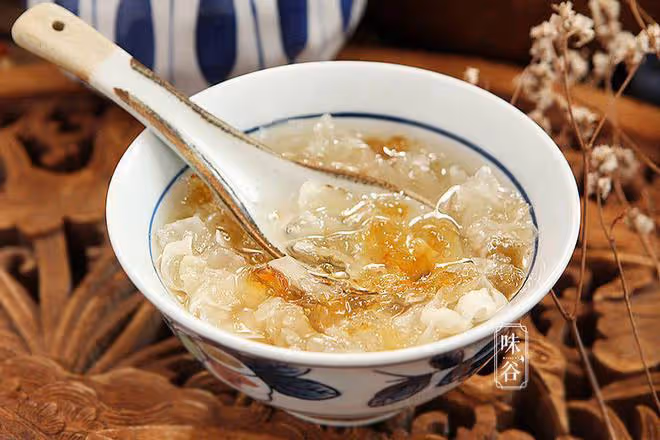 三伏天將至，喝奶茶冷飲，不如喝這5道湯羹，清甜甘潤又解暑