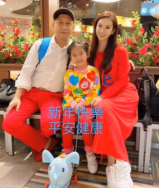 嘉儀騎士撞3千萬勞斯萊斯,車主霸氣喊「免賠」身分起底,老婆是本土劇女星,連醫藥費都買單,網喊:錢多心又善