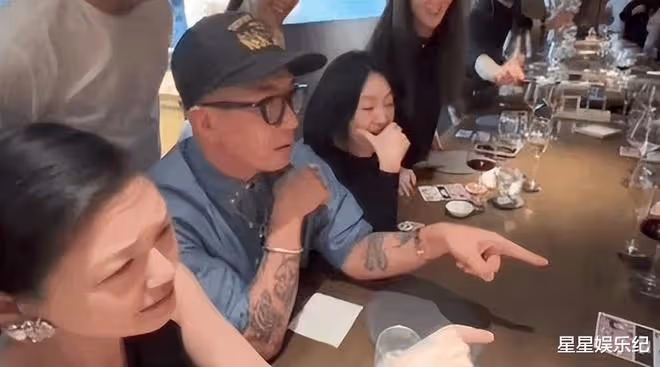 大s帶具俊曄參加友人聚餐,周杰倫夫婦、林俊傑等同席,這是要帶老公進軍內地?