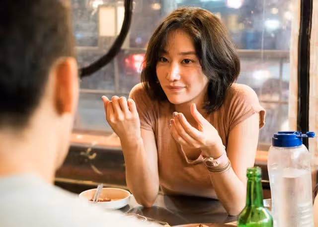 曾跟劉亞仁演大尺度激情戲出道三年封后!美女全鍾瑞真火