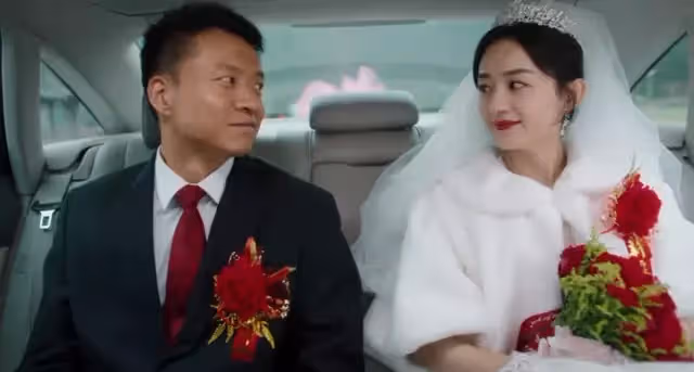 不愧是「人氣女王」！首播看得觀眾義憤填膺，趙麗穎新劇穩了！