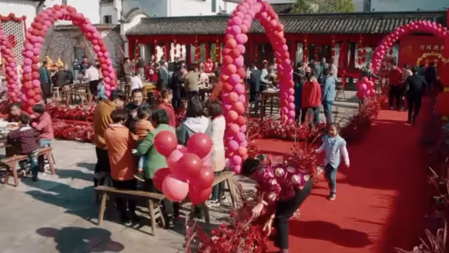 不愧是「人氣女王」！首播看得觀眾義憤填膺，趙麗穎新劇穩了！