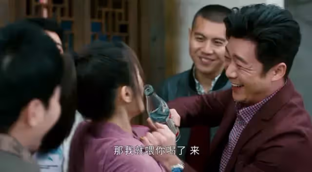 不愧是「人氣女王」!首播看得觀眾義憤填膺,趙麗穎新劇穩了!