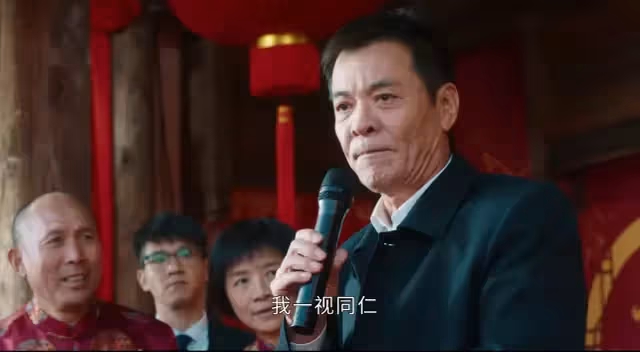 不愧是「人氣女王」!首播看得觀眾義憤填膺,趙麗穎新劇穩了!