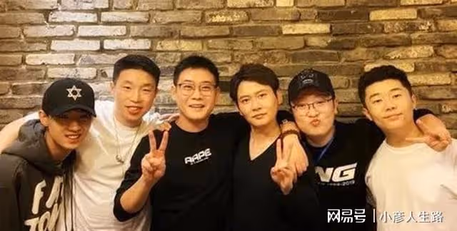 德雲社恢復演出,演員在舞台自我調侃,粉絲:小劇場還是比較冷清
