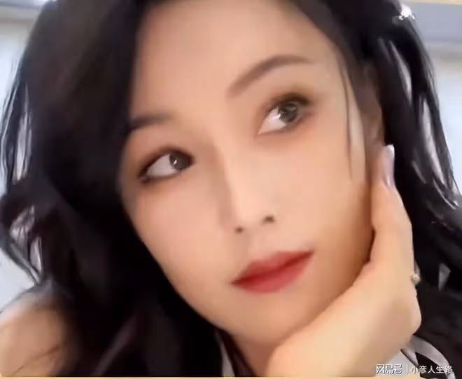 張馨予關閉直播打賞:我比你們掙得多,把錢留給父母孩子吧