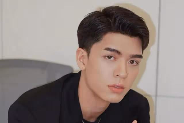 召集美男來斗贏你之我是媽媽桑