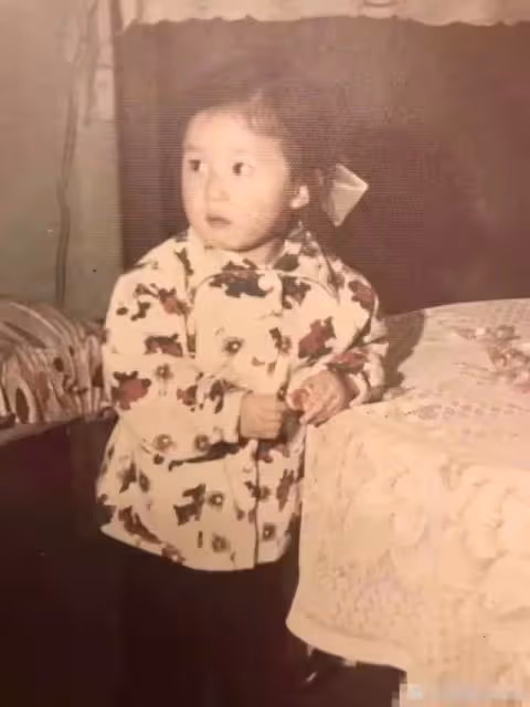 房祖名和吳卓林:同父不同命,一個被寵上天,一個睡天橋無人問津