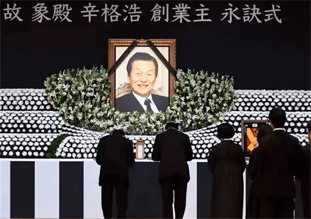 韓國財閥有多荒唐,靠入贅日本賺千億,與兒子「共享」同一女星