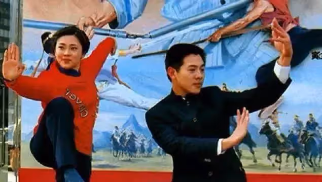 「差距太明顯」爸爸同樣是李連杰,「現任利智女兒」與前妻黃秋燕女兒,現狀:有無「父愛差距」一看就知道